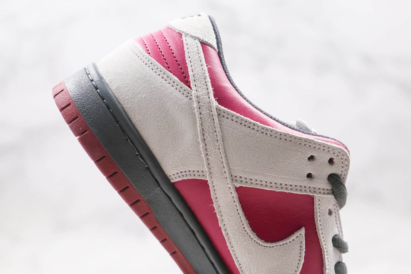 耐克Nike Dunk Low SB True Berry公司级版本低帮SB板鞋波尔多原鞋开发 货号:BQ6817-001