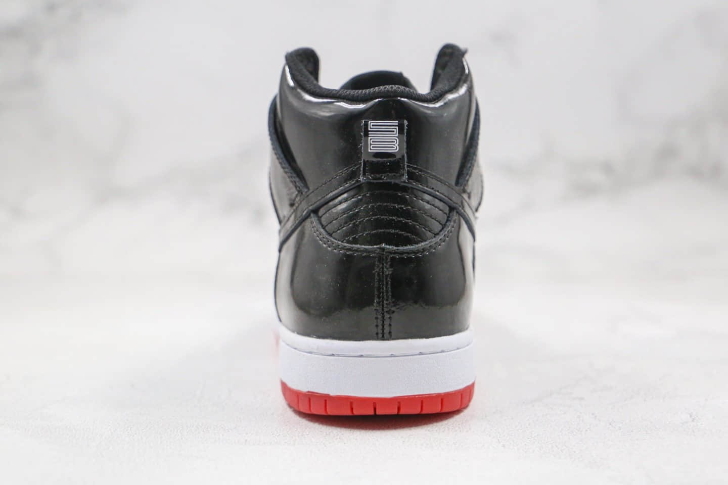 耐克Nike Dunk SB High纯原版本高帮SB DUNK漆皮黑红色板鞋内置Zoom气垫 货号:AJ7730-001