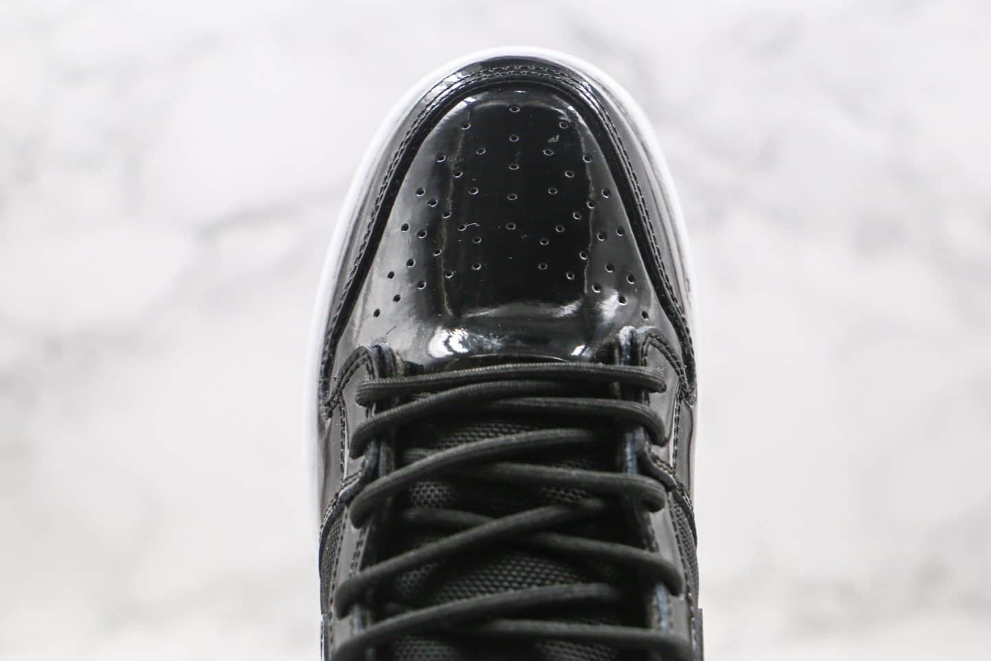 耐克Nike Dunk SB High纯原版本高帮SB DUNK漆皮黑红色板鞋内置Zoom气垫 货号:AJ7730-001