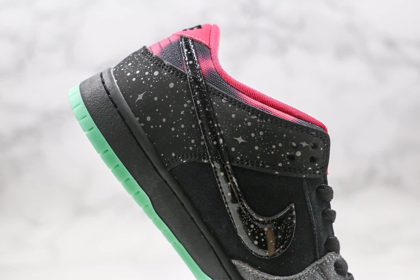 耐克Nike SB Dunk Low Yeezy x Premier联名款纯原版本北极光灰黑绿色星星泼墨椰子配色板鞋内置Zoom气垫 货号:724183-063