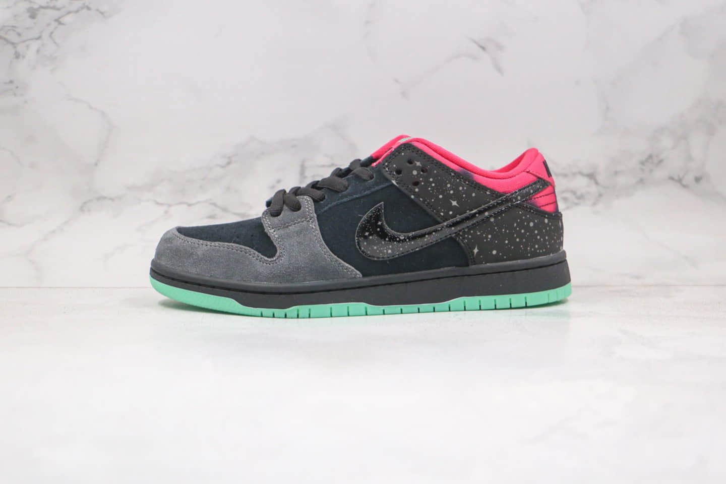 耐克Nike SB Dunk Low Yeezy x Premier联名款纯原版本北极光灰黑绿色星星泼墨椰子配色板鞋内置Zoom气垫 货号:724183-063