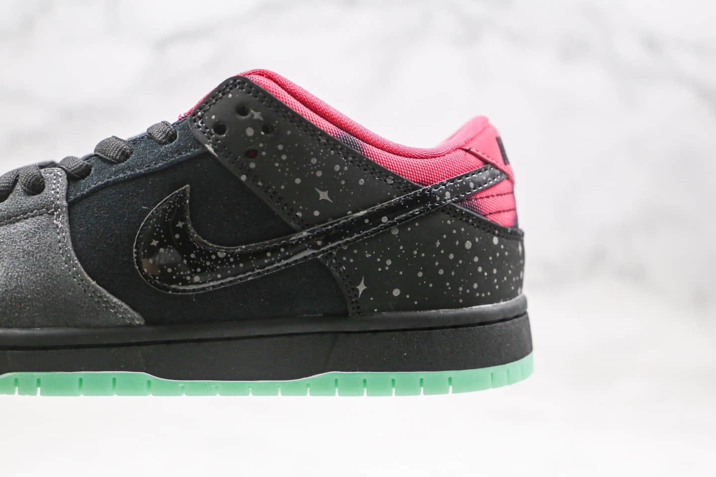 耐克Nike SB Dunk Low Yeezy x Premier联名款纯原版本北极光灰黑绿色星星泼墨椰子配色板鞋内置Zoom气垫 货号:724183-063