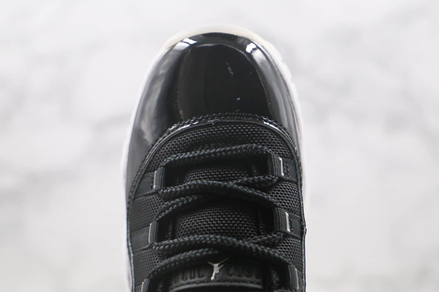 乔丹Air Jordan 11 Silver Eyelets纯原版本高帮AJ11大魔王2.0黑白色篮球鞋内置碳板气垫支持实战 货号:378038-011