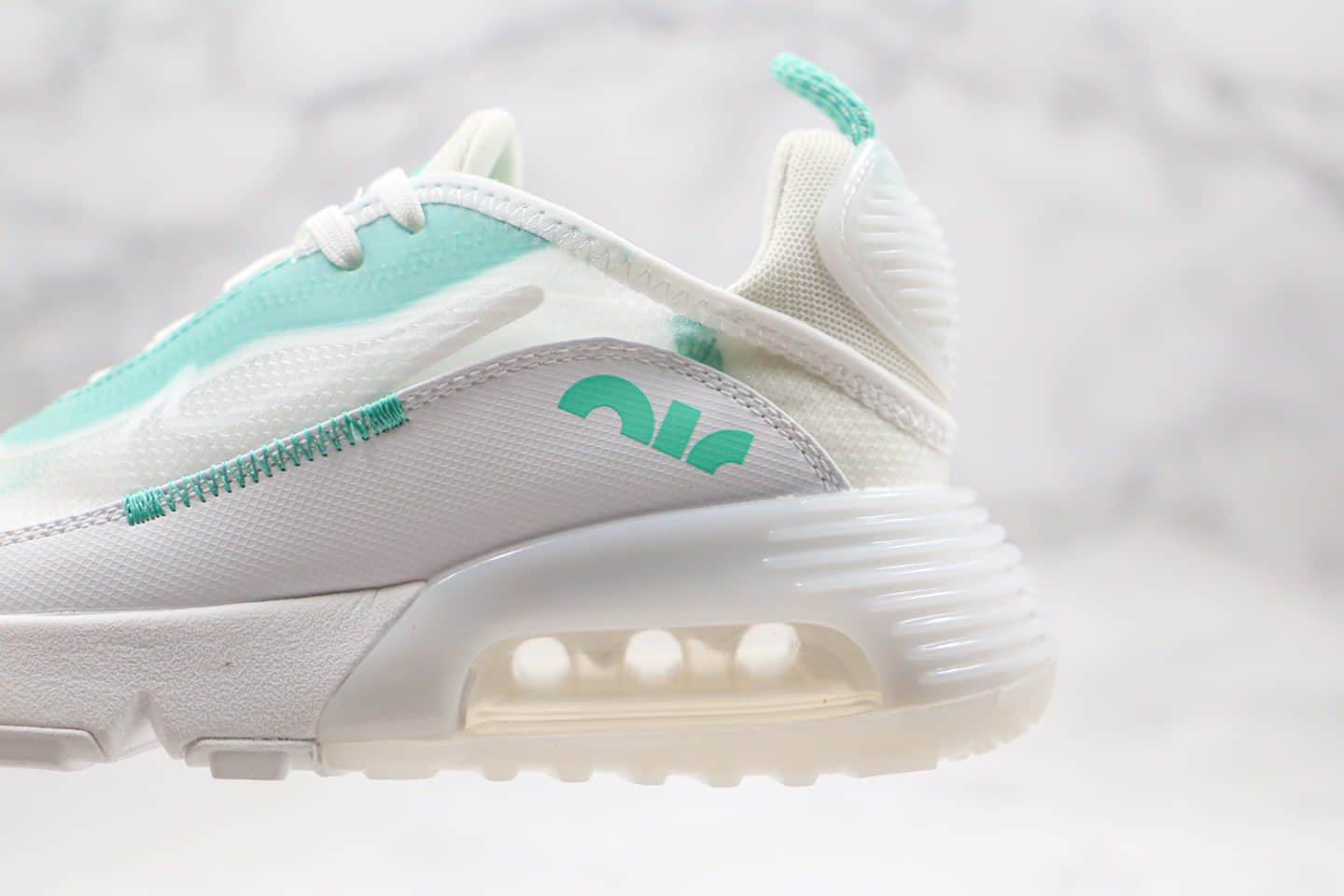 耐克Nike Air Max 2090纯原版本半掌气垫慢跑鞋Max2090白绿色内置真小潘气垫 货号:CK2612-101