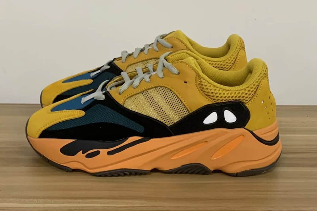 侃爷居然不爱大地色了！这双Yeezy 700配色太抢眼！ (ID:60481) - 图片1