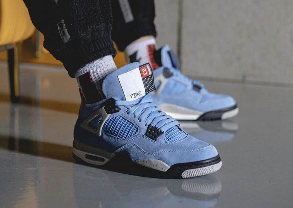 酷似TS联名！AJ4“ University Blue”上脚也太清爽了！ (ID:60595) - 图片1