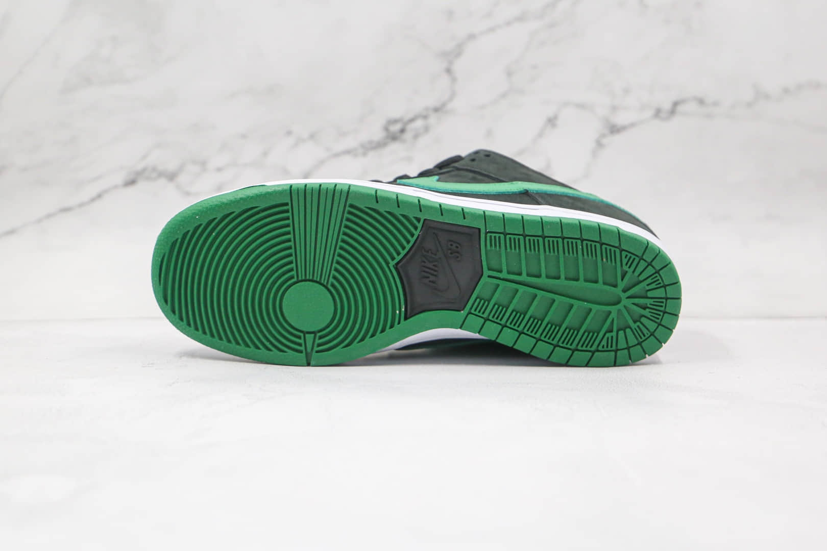 耐克Nike SB Dunk纯原版本低帮SB DUNK黑绿色板鞋内置后跟Zoom气垫原盒原标 货号:BQ6817-005