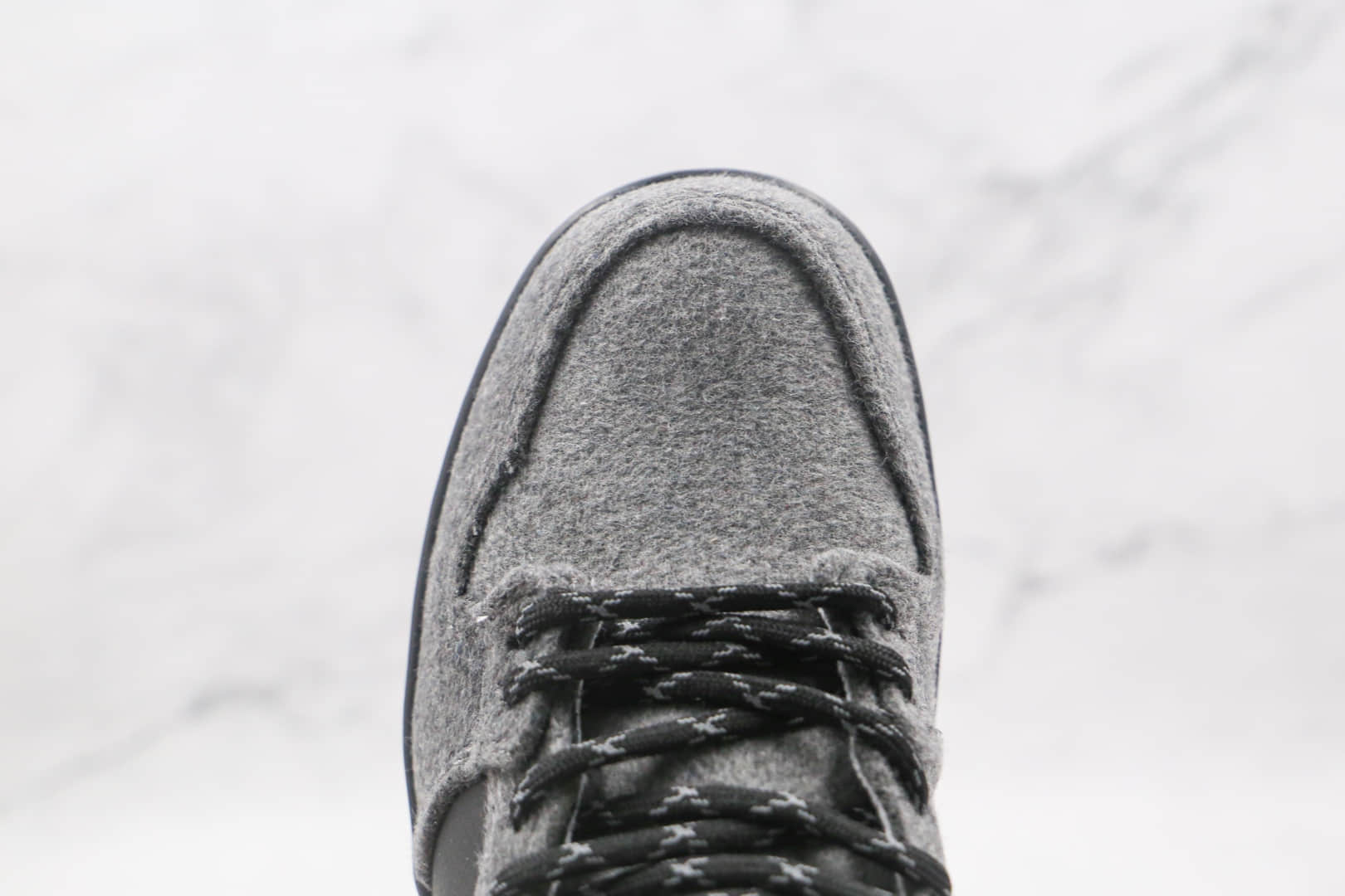 耐克Nike DUNK HIGH SB PREMIER SE Petoskey纯原版本高帮SB DUNK雪花灰黑羊毛板鞋原楦头纸板打造 货号:645986-010