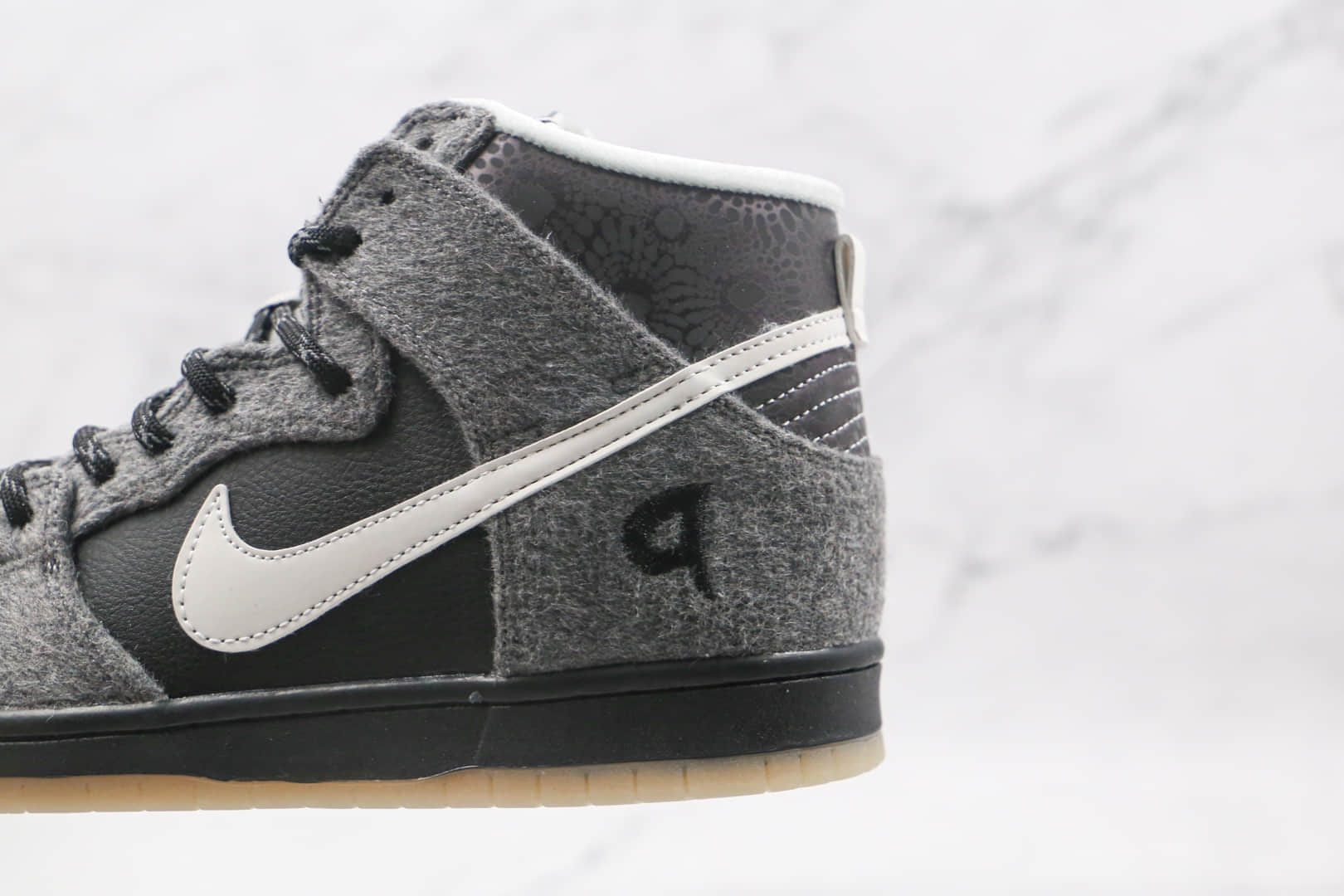 耐克Nike DUNK HIGH SB PREMIER SE Petoskey纯原版本高帮SB DUNK雪花灰黑羊毛板鞋原楦头纸板打造 货号:645986-010