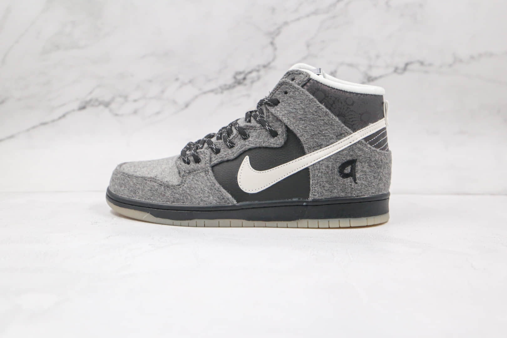 耐克Nike DUNK HIGH SB PREMIER SE Petoskey纯原版本高帮SB DUNK雪花灰黑羊毛板鞋原楦头纸板打造 货号:645986-010