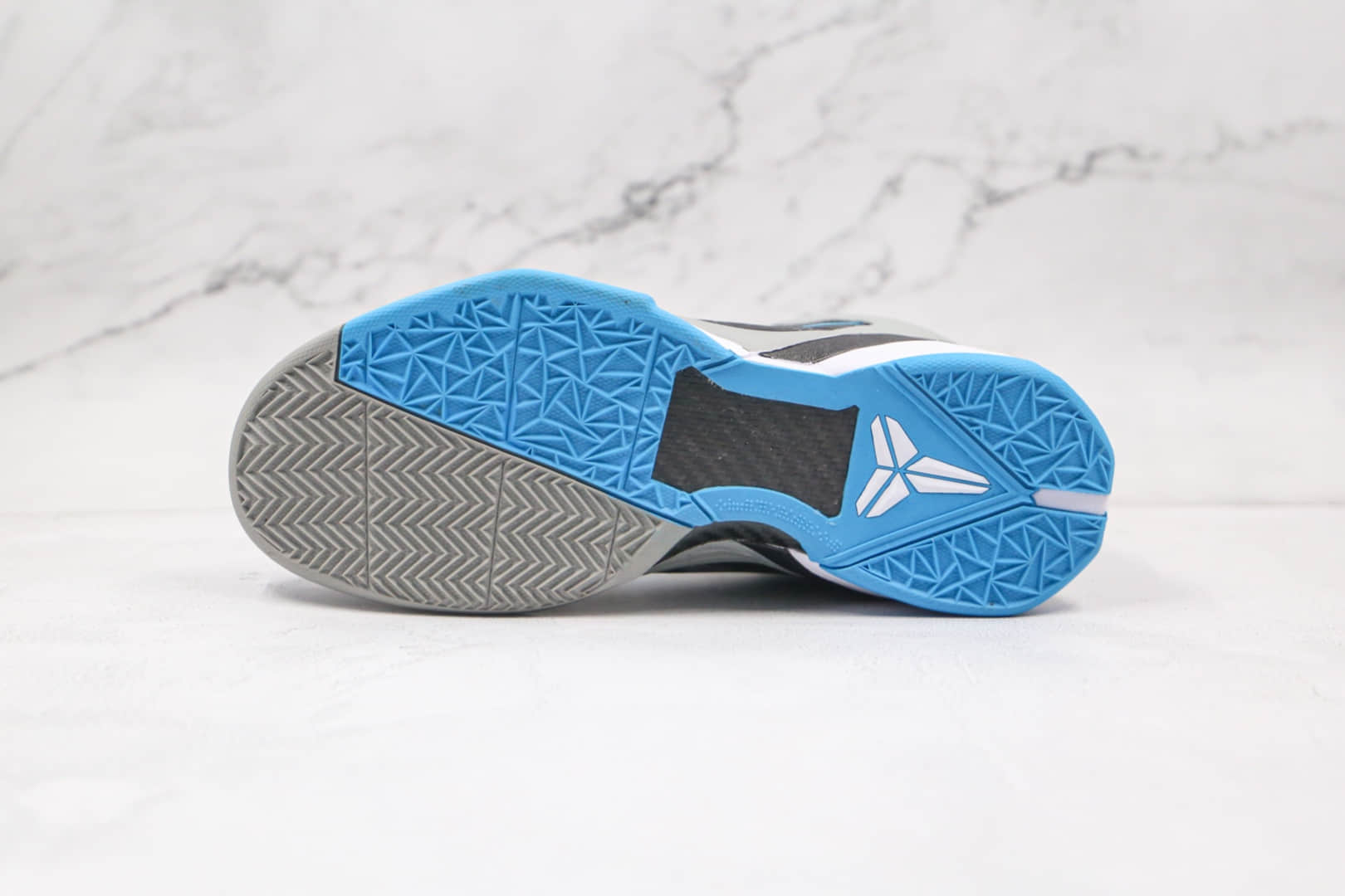 耐克Nike Kobe 7“Grey Cheetah”公司级版本科比7灰豹限定版篮球鞋原版一致配置 货号:488370-002