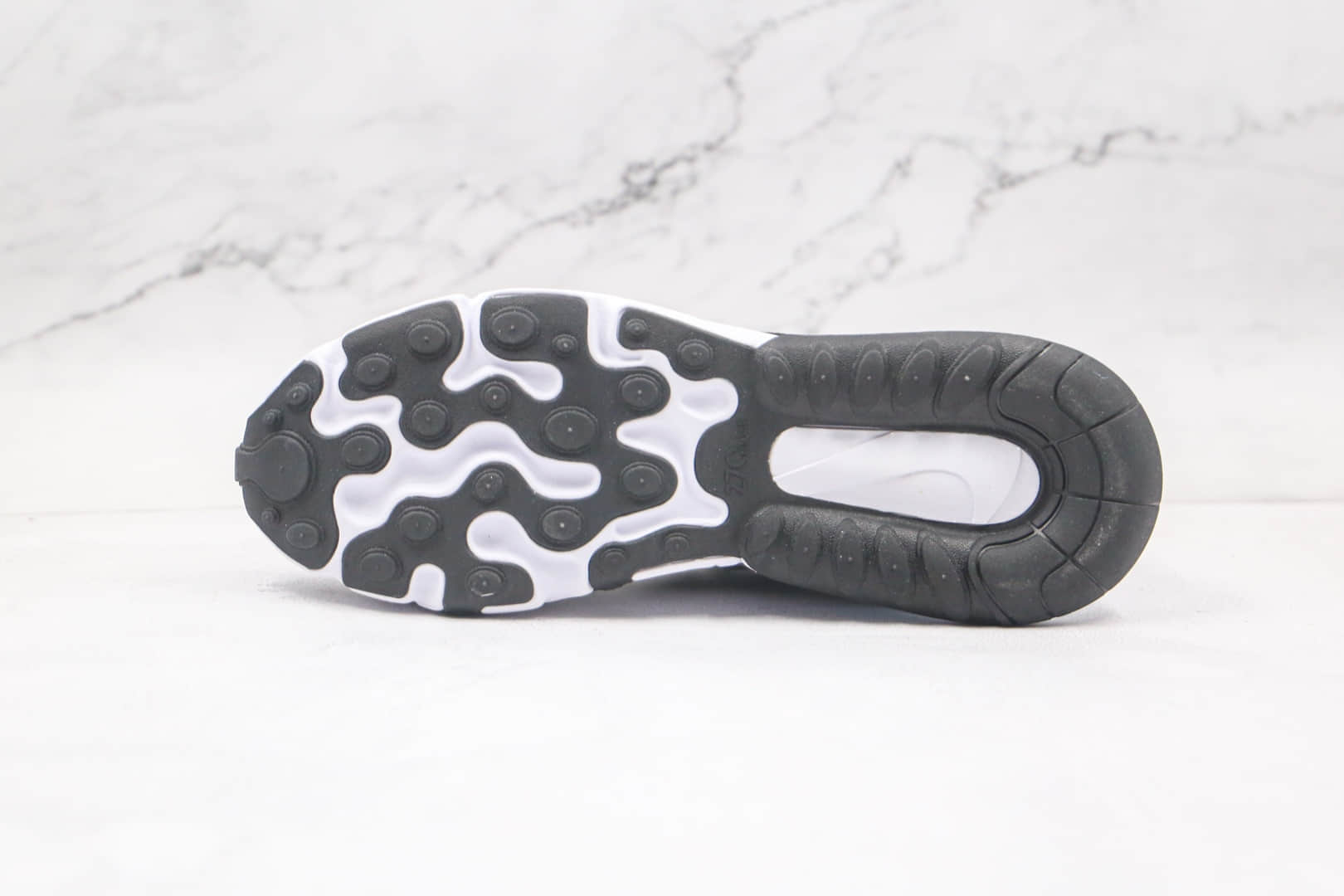 耐克Nike React Air Max 270V2纯原版本瑞亚半掌气垫Max270二代黑白气垫鞋真小潘气垫 货号:CQ4805-101