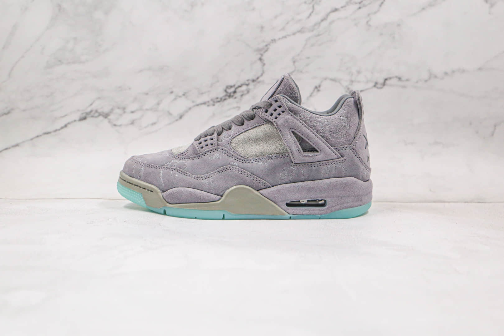 乔丹Air Jordan 4 X Kaws联名款纯原版本中帮麂皮酷灰夜光篮球鞋原鞋开模一比一打造 (ID:61744) - 图片1