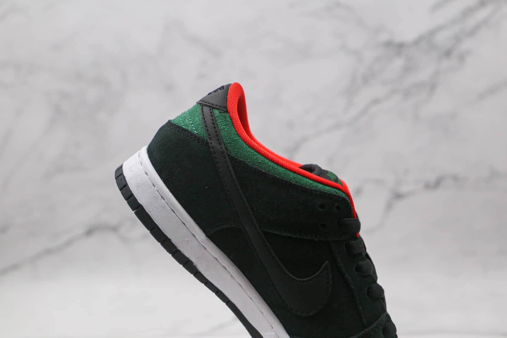 耐克Nike Dunk Low Pro SB Green Cork纯原版本低帮SB DUNK绿鳄黑绿板鞋内置Zoom气垫 货号:304292-055