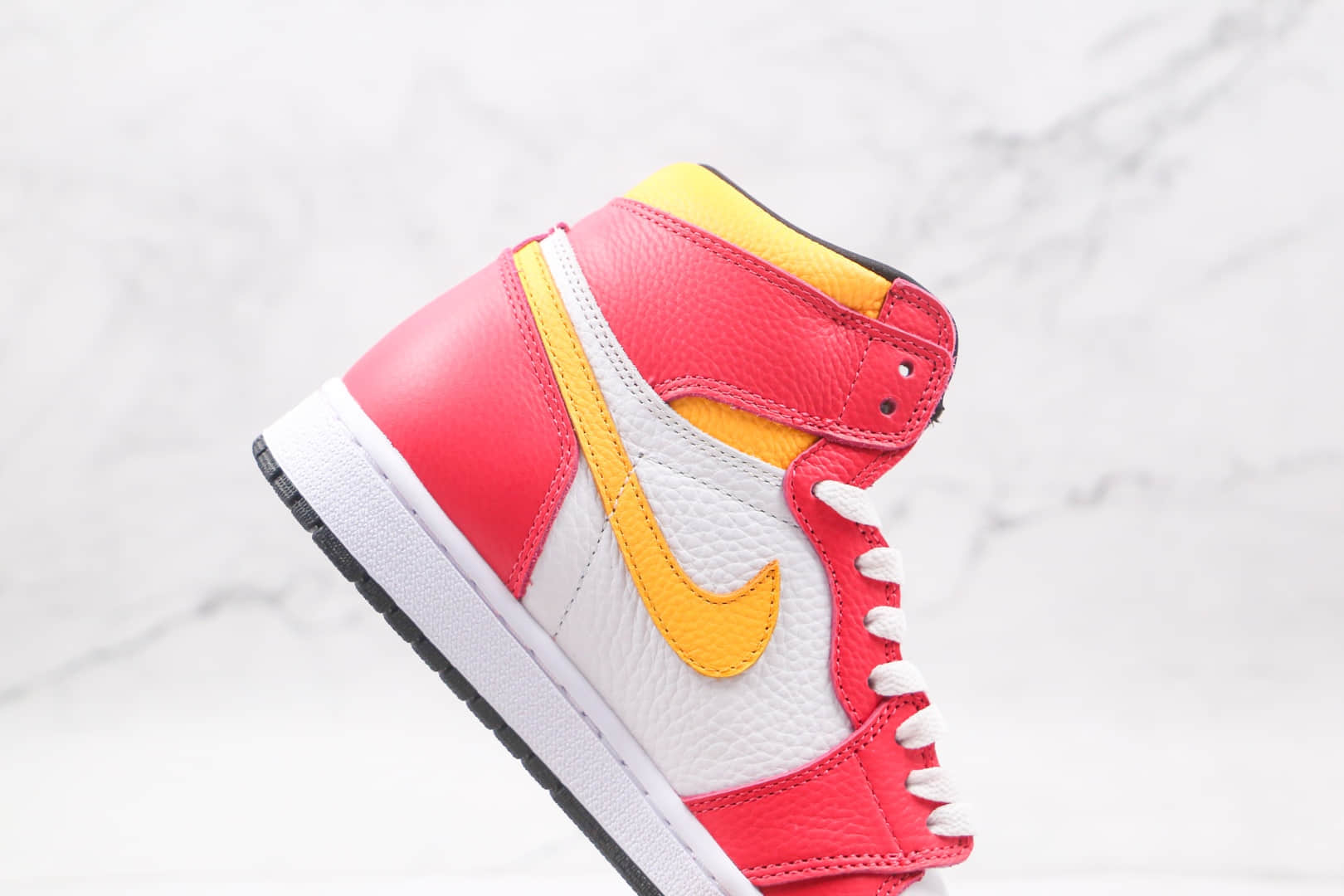 乔丹Air Jordan 1纯原版本高帮AJ1粉黄白篮球鞋原档案数据开发正确后跟定型 货号:555088-603