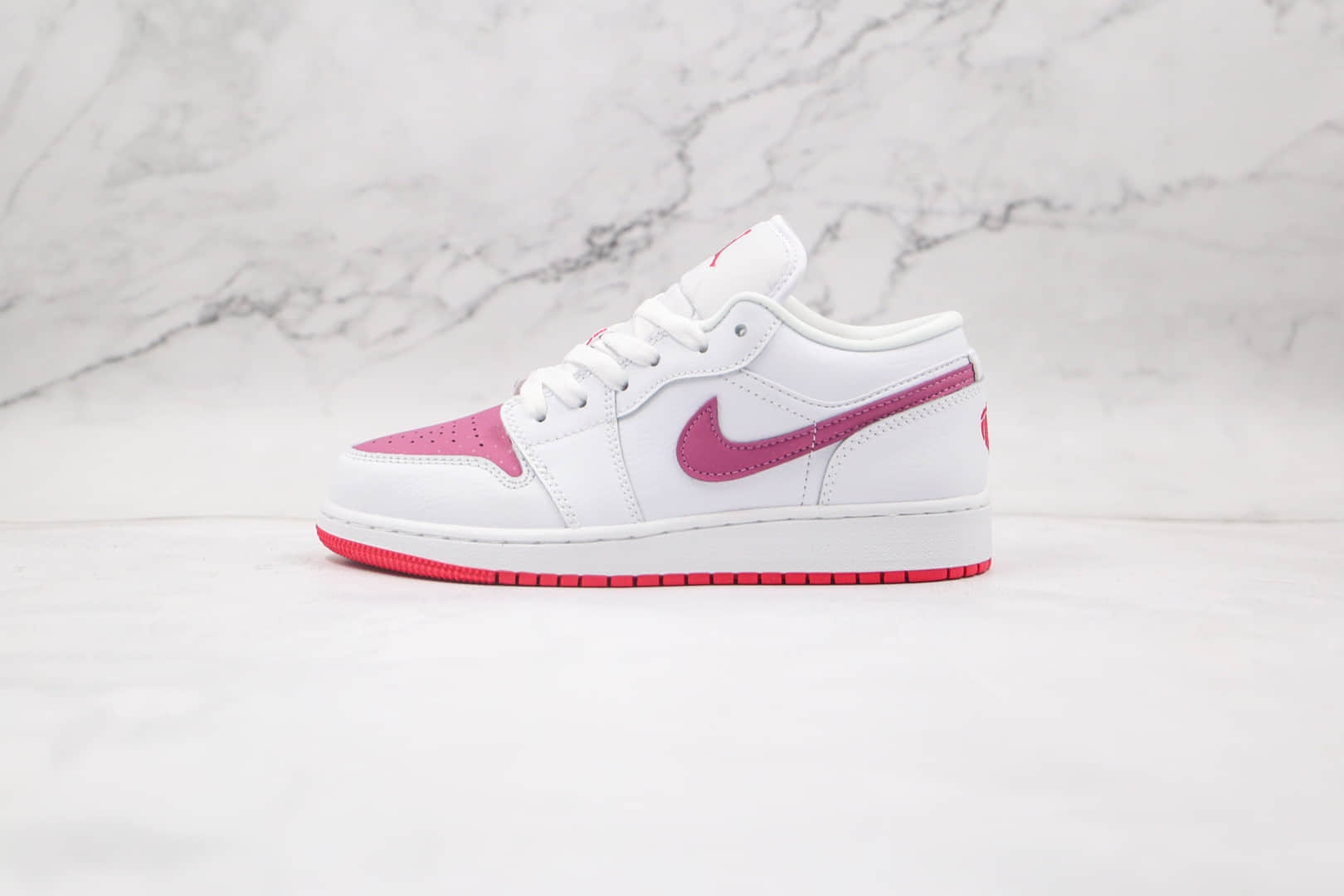 乔丹Air Jordan1 Low纯原版本低帮AJ1白紫情人节板鞋原楦头纸板打造 (ID:62022) - 图片1