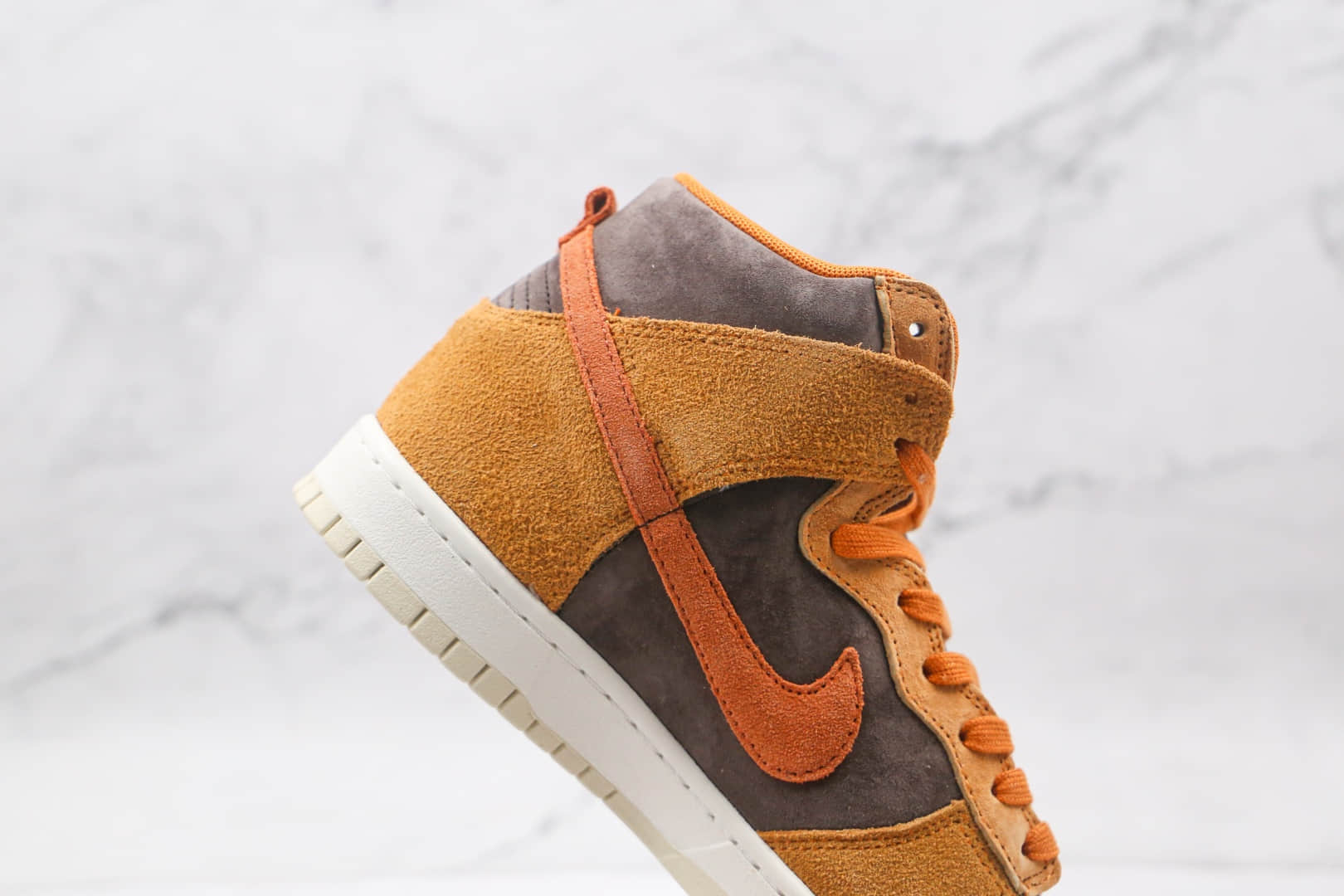 耐克Nike Dunk High Dark Curry纯原版本高帮DUNK黑咖喱麂皮黄褐色板鞋原盒原标 货号:DD1401-200