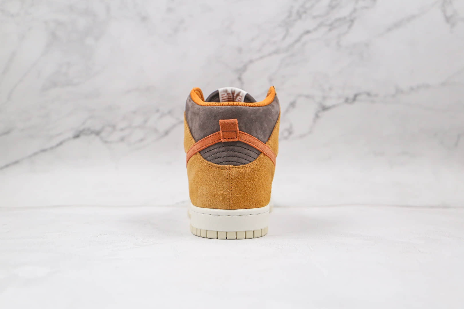 耐克Nike Dunk High Dark Curry纯原版本高帮DUNK黑咖喱麂皮黄褐色板鞋原盒原标 货号:DD1401-200