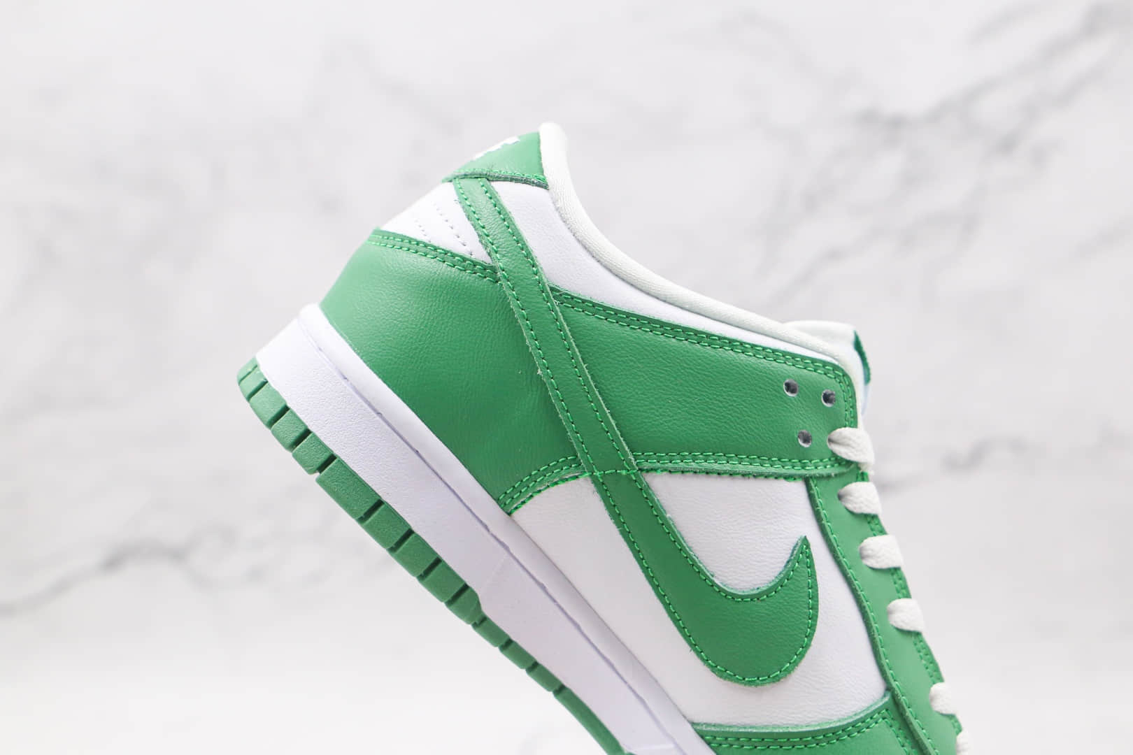 耐克Nike SB Dunk Low Green Tender powder 2021纯原版本低帮SB DUNK白绿色嫩巴黎环保主题板鞋内置气垫 货号:CU1726-188