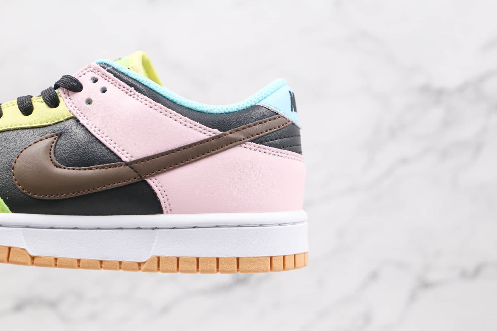 耐克Nike SB Dunk Low Free 99纯原版本低帮SB DUNK绿黑粉棕蓝黄彩色拼接鸳鸯板鞋内置后跟Zoom气垫 货号:DH0925-001