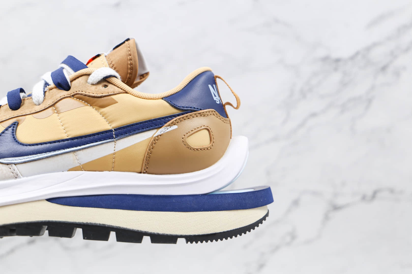耐克Nike VaporWaffle x sacai联名款纯原版本华夫三代黄蓝色走秀鞋原楦头纸板打造 货号:DD1875-200