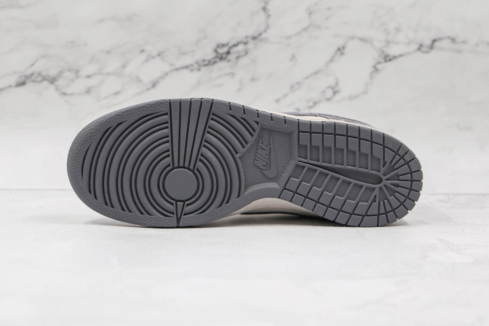 耐克NIKE SB ZOOM DUNK LOW PRO纯原版本低帮SB DUNK灰白麂皮板鞋内置Zoom气垫 货号:854866-002