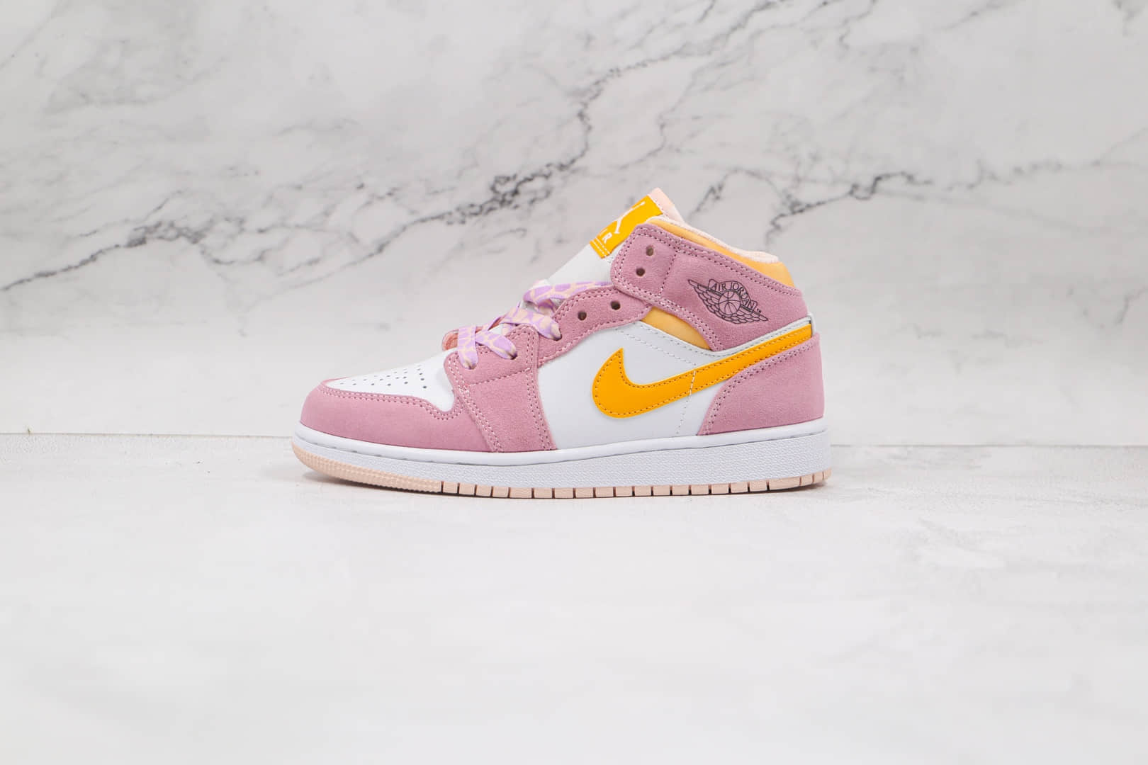 乔丹Air Jordan aj1 mid SE GS纯原版本中帮AJ1扎染粉板鞋原鞋开模一比一打造 货号:DC9517-600