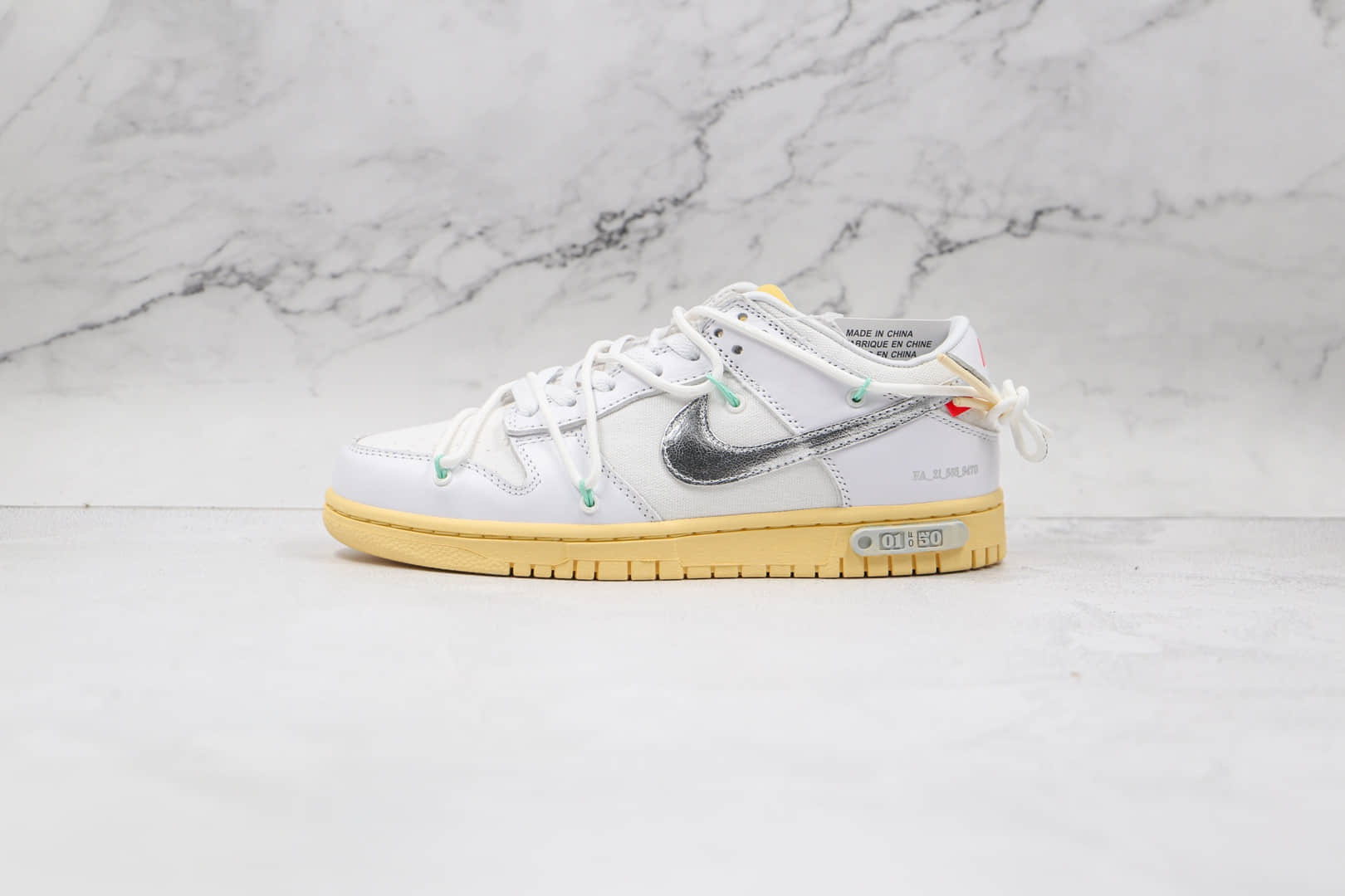 耐克Nike SB DUNK x OFF-WHITE联名款纯原版本低帮SB DUNK白银色板鞋原盒原标 货号:DM1602-127