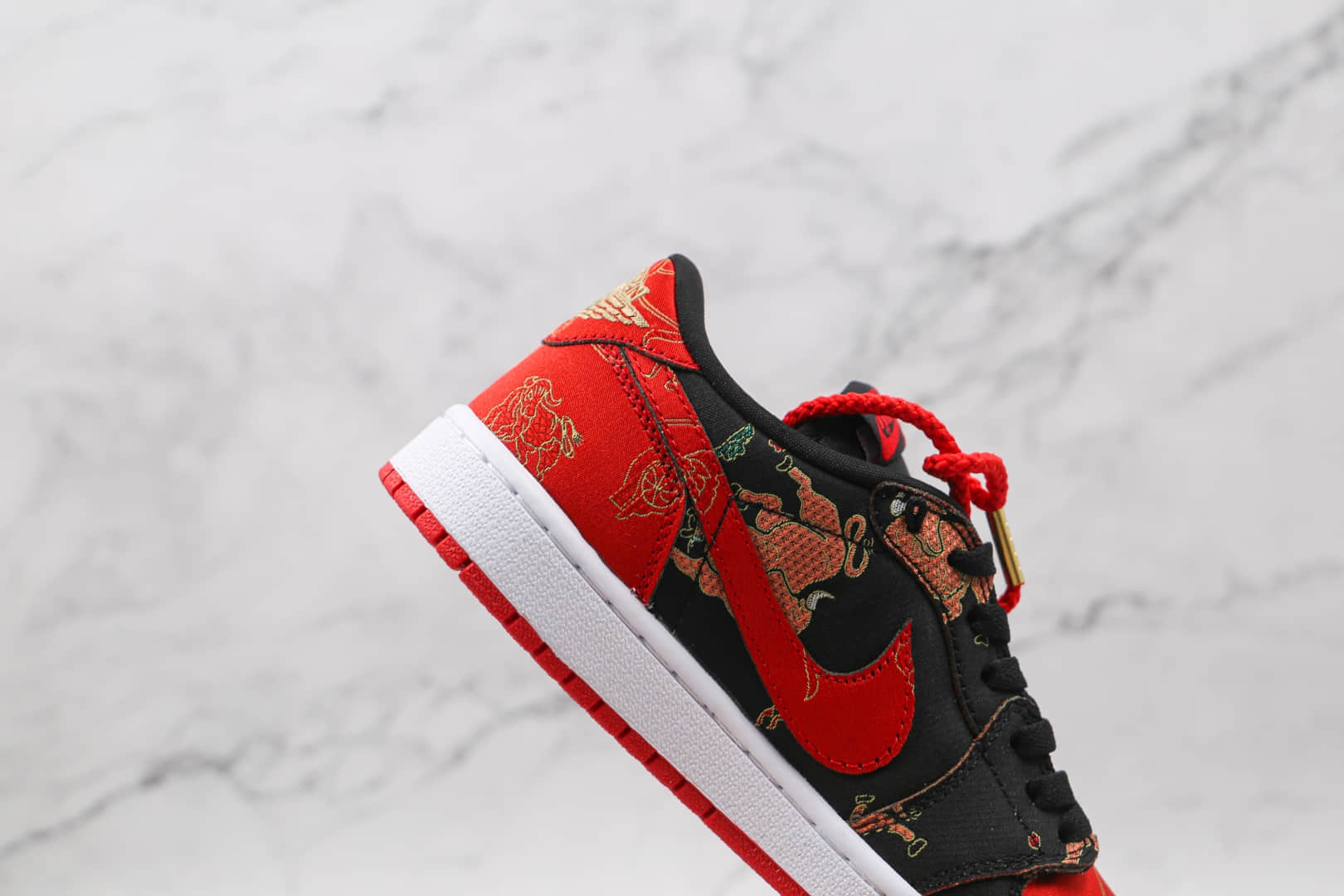 乔丹Air Jordan 1 Low CNY纯原版本低帮AJ1牛年限定黑红色板鞋原盒原标 货号:DD2233-001