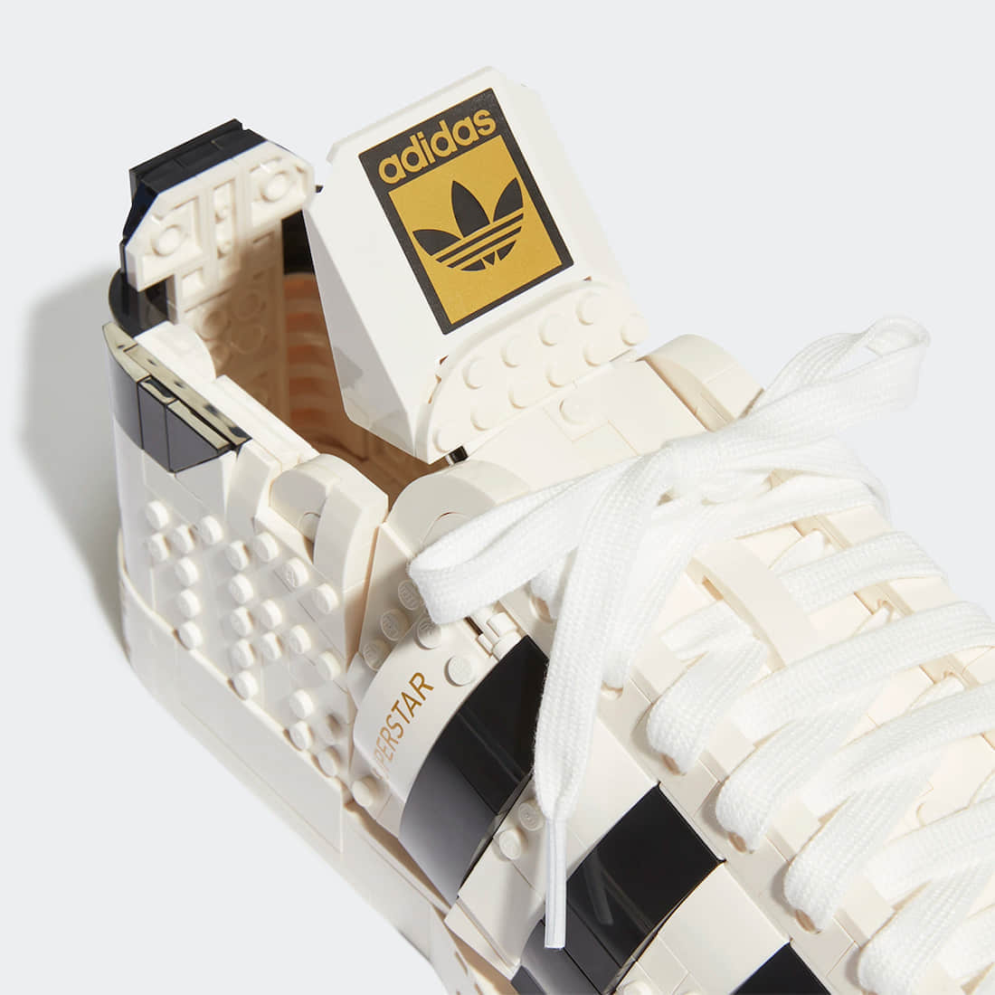乐高贝壳头!这双adidas新品真的可以冲一冲!