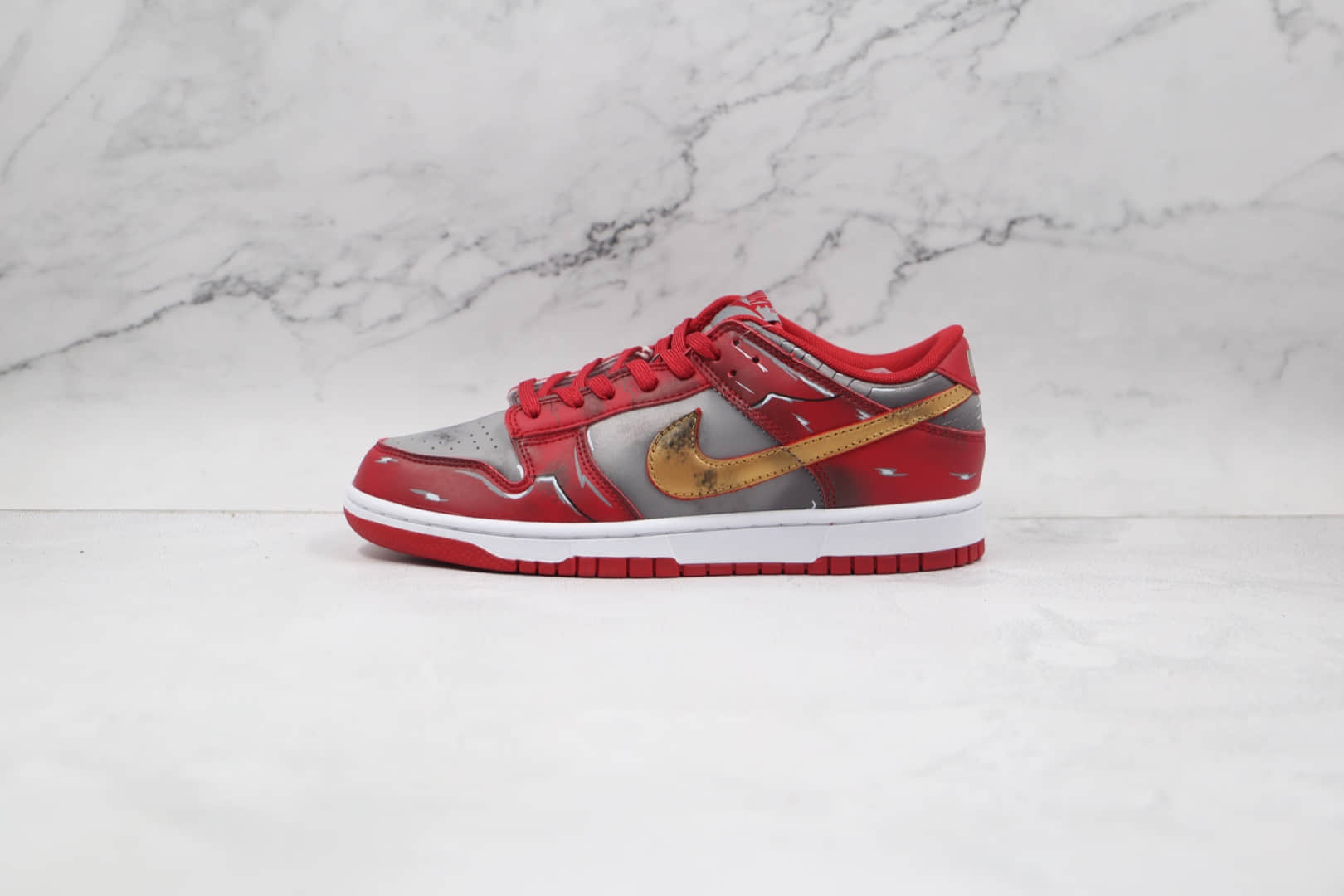 耐克Nike Dunk SB Low UNLV纯原版本低帮SB DUNK钢铁侠灰红色板鞋原档案数据开发 (ID:65705) - 图片1