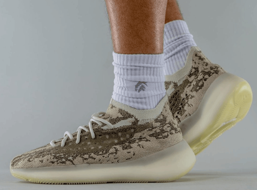 全新Yeezy 380“Stone Salt”曝光!上脚还有点帅! 货号:GZ0473