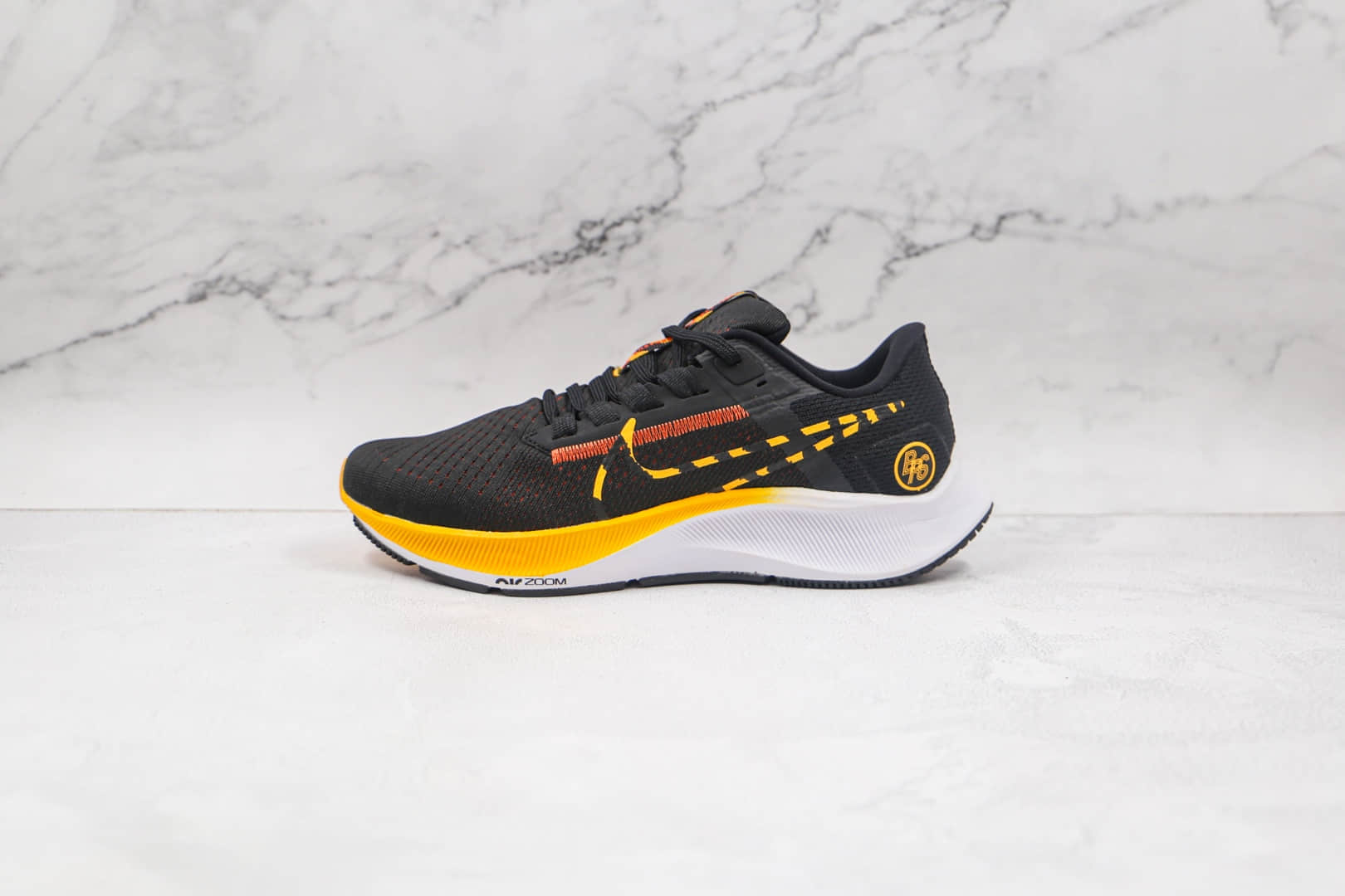 耐克Nike Air Zoom Pegasus 38纯原版本登月38代黑黄色慢跑鞋原楦头纸板打造 (ID:66235) - 图片1