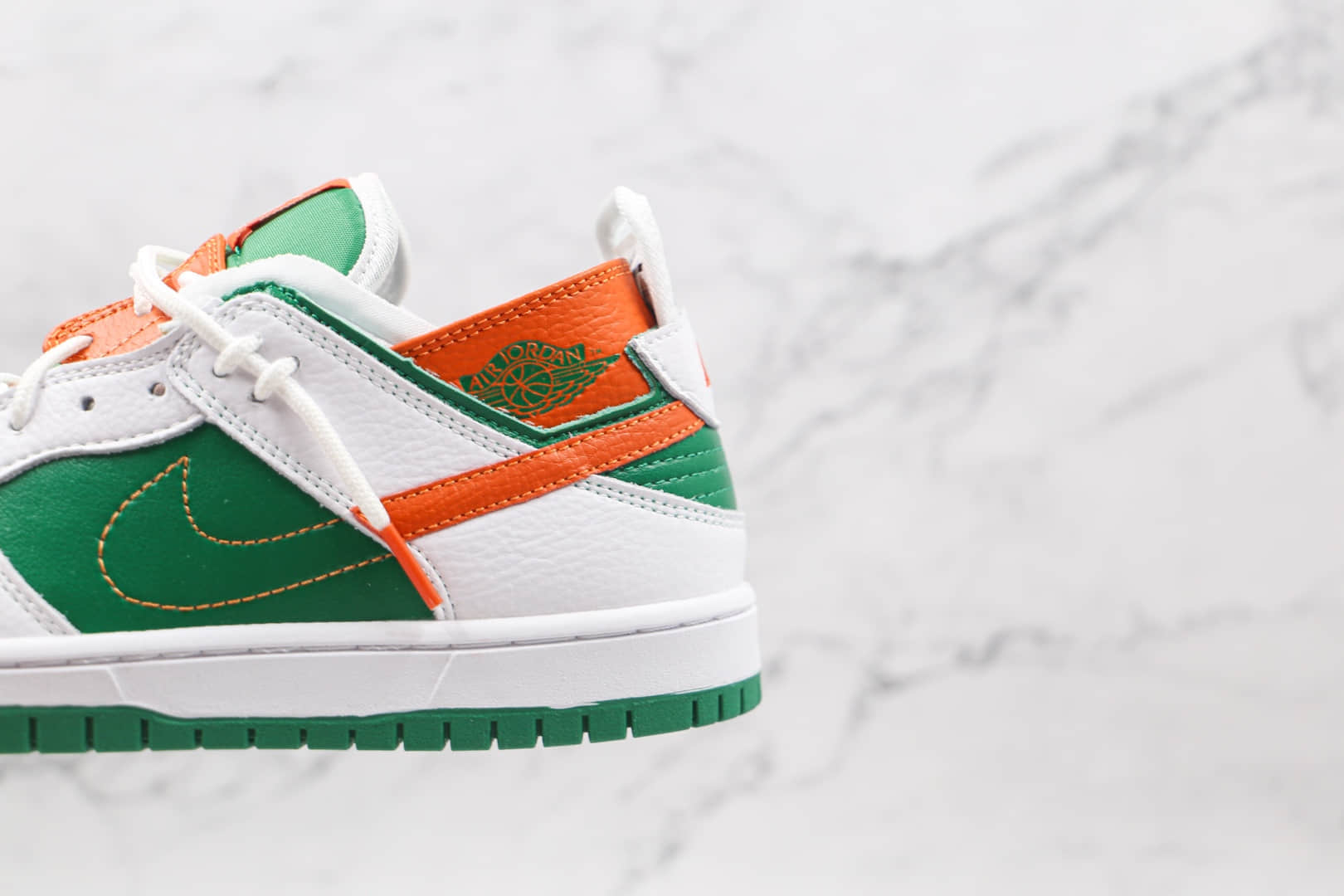 耐克Nike SB Dunk Low Custom Turdunken x Ziv Lee联名款纯原版本低帮SB DUNK断钩白绿色板鞋原盒原标 货号:304292-040