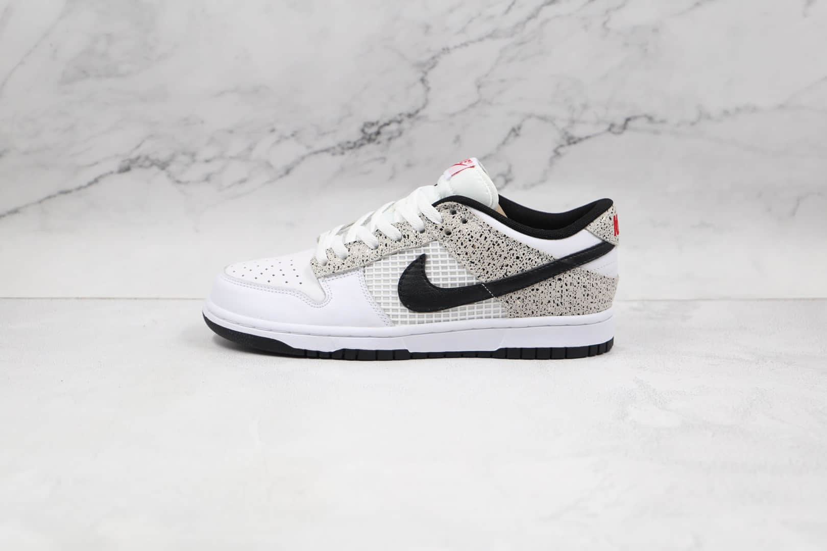耐克NIKE SB DUNK LOW CL纯原版本低帮SB DUNK白灰色波点板鞋原鞋开模 (ID:67145) - 图片1