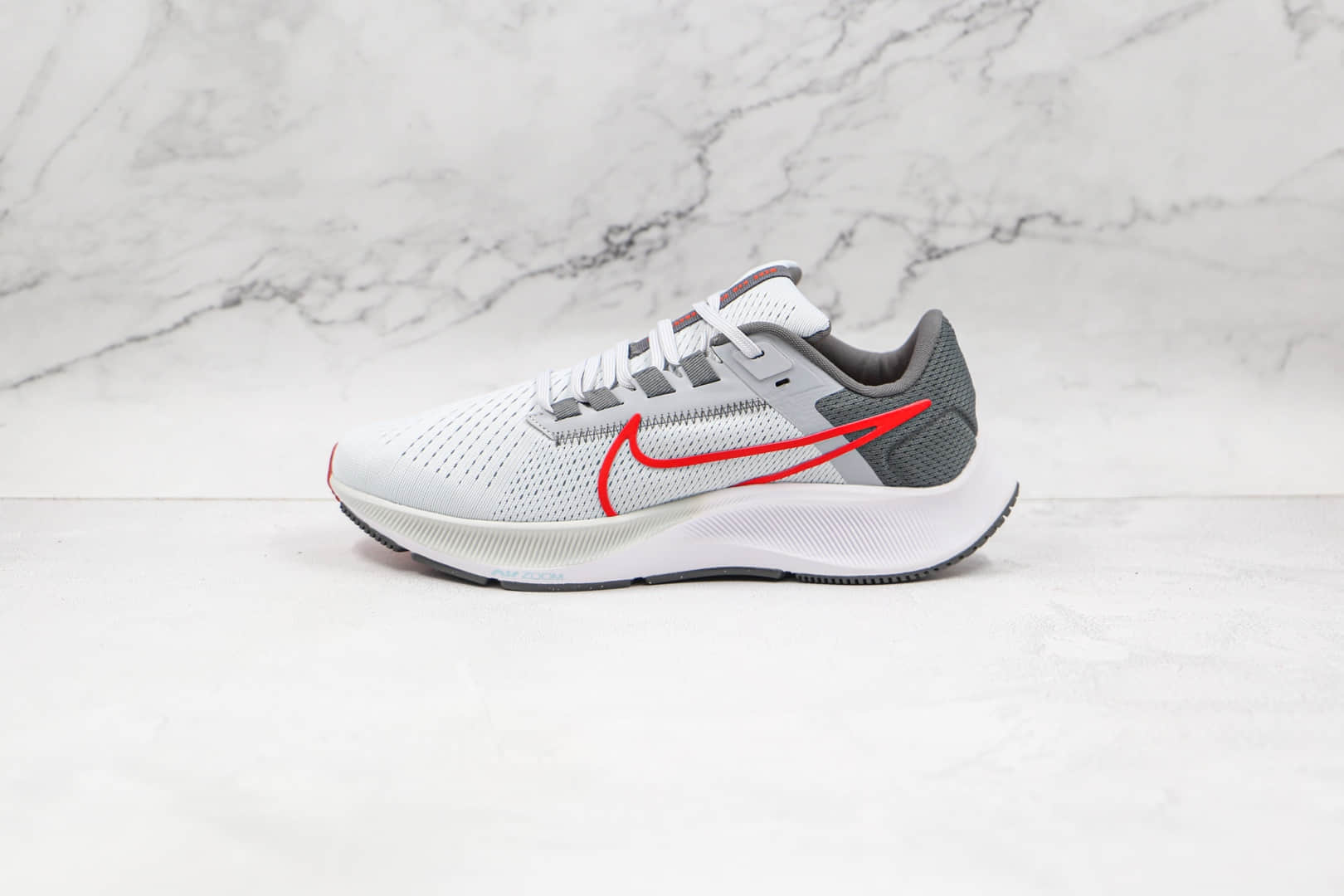 耐克Nike Air Zoom Pegasus 38纯原版本登月38代白灰色红钩慢跑鞋原鞋开模一比一打造 (ID:67590) - 图片1