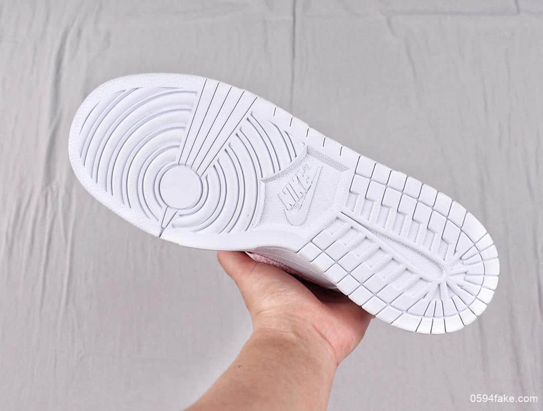 耐克Parra x Nike SB Dunk Low街头滑板鞋公司级版本耐克艺术家联名款SB系列低帮运动鞋 货号:CN4504-100