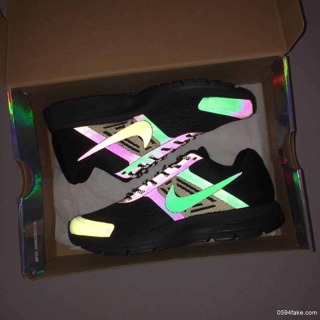 耐克Nike Air Zoom Pegasus+ 30公司级登月系列3M反光变色龙轻质运动跑步鞋 货号:616242-002