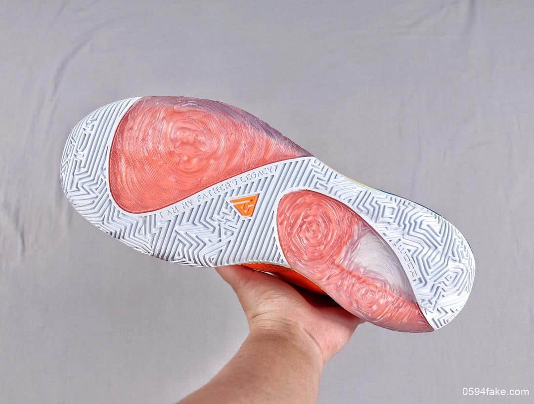 耐克Nike Zoom Freak 1公司级版本字母哥一代签名实战篮球鞋 货号:BQ5422-800