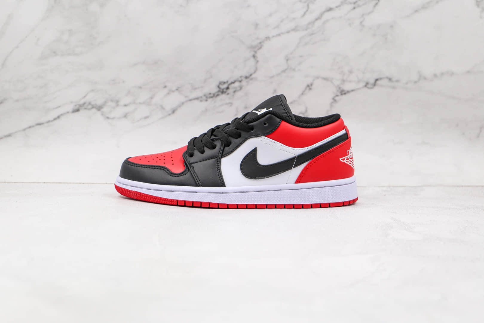 乔丹Air Jordan 1 Low纯原版本低帮AJ1红黑脚趾板鞋原楦头纸板打造 (ID:69285) - 图片1