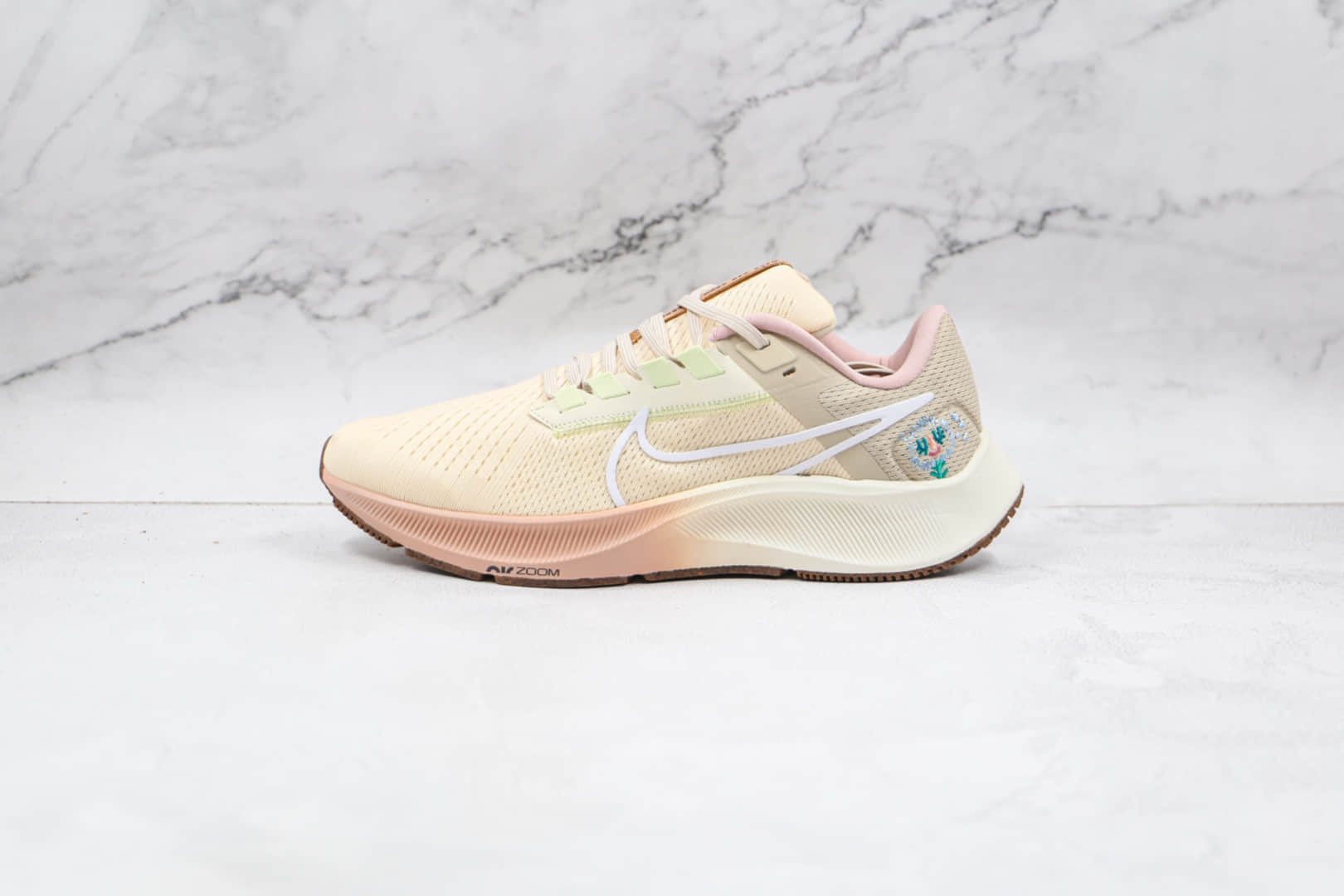 耐克Nike Air Zoom Pegasus 38纯原版本登月38代米灰色慢跑鞋原楦头纸板打造 (ID:69645) - 图片1