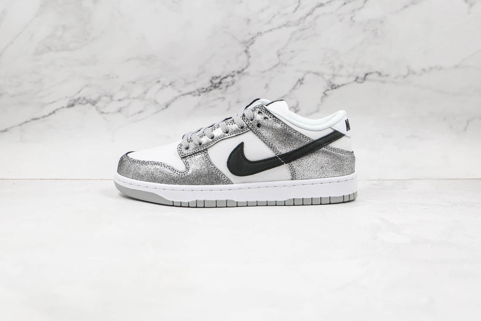 耐克Nike Dunk Low Retro纯原版本伦纳德白银色黑钩DUNK板鞋原楦头纸板打造 (ID:70021) - 图片1