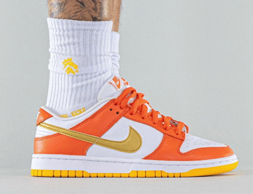 “雪城金钩”!全新白橙Nike Dunk Low首度曝光!