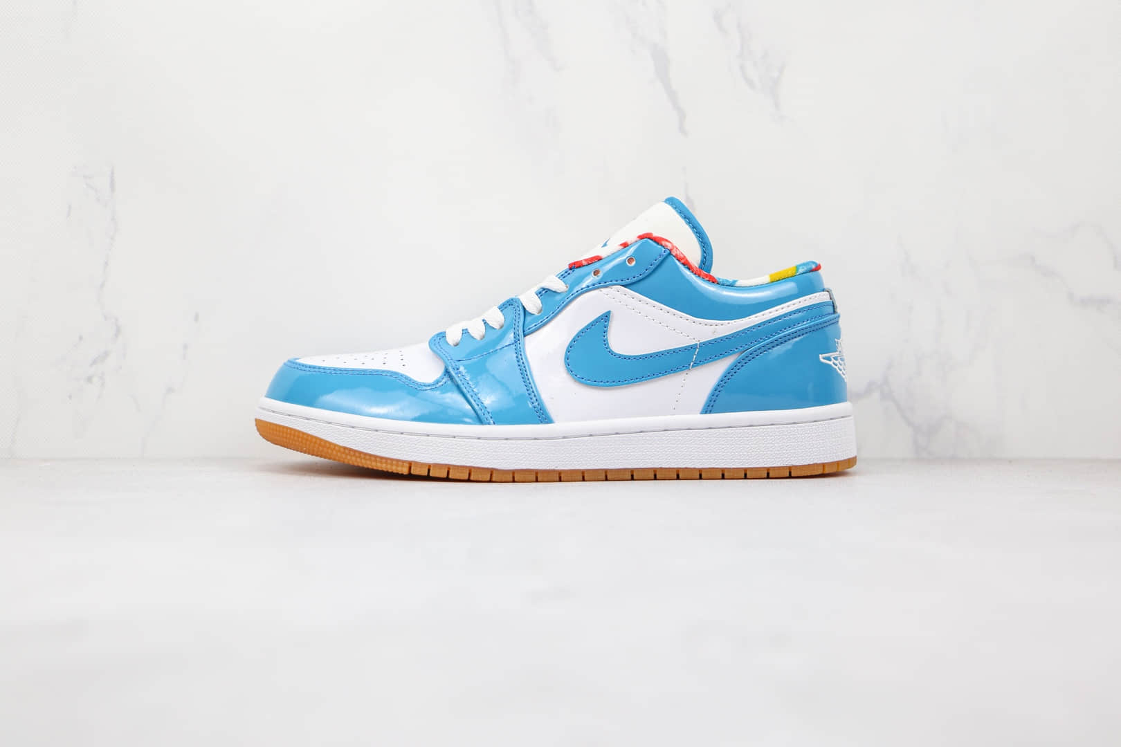 乔丹Air Jordan 1 Low纯原版本低帮AJ1蓝色漆皮板鞋原楦头纸板打造 (ID:70789) - 图片1