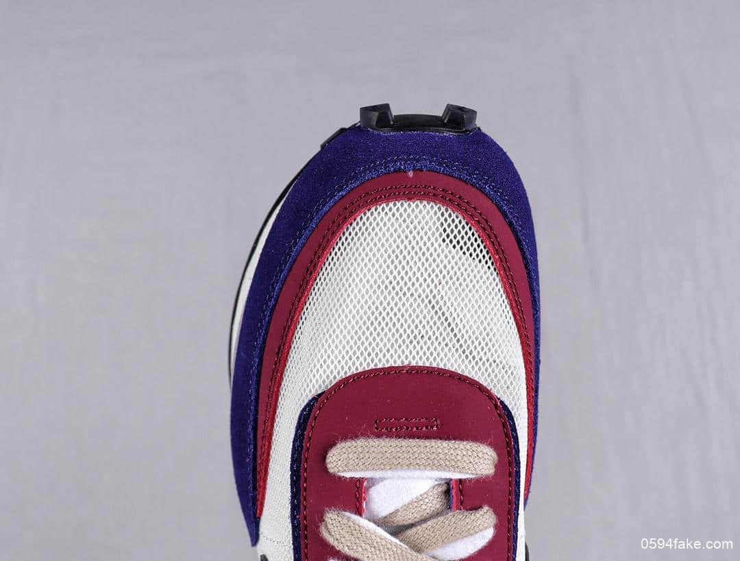 耐克SACAI x NIKE LDV Waffle日式解构美学联名重叠设计前卫纯原版本华夫变形休闲慢跑鞋 货号:BV0073-700