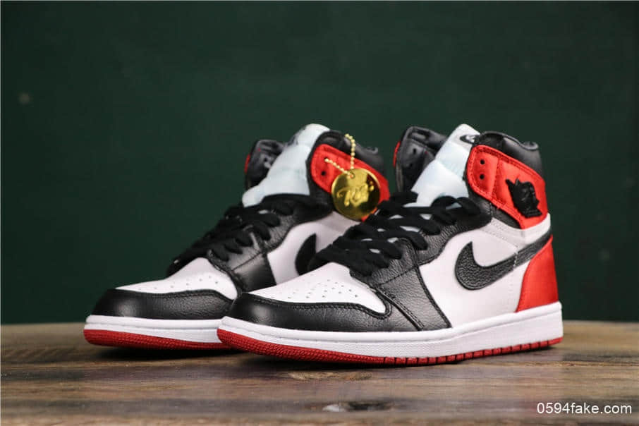 乔丹Air Jordan 1 Satin WMNS Black Toe原厂复刻AJ1丝绸扣碎TOP纯原版本丝绸黑脚趾 货号:CD0461-016