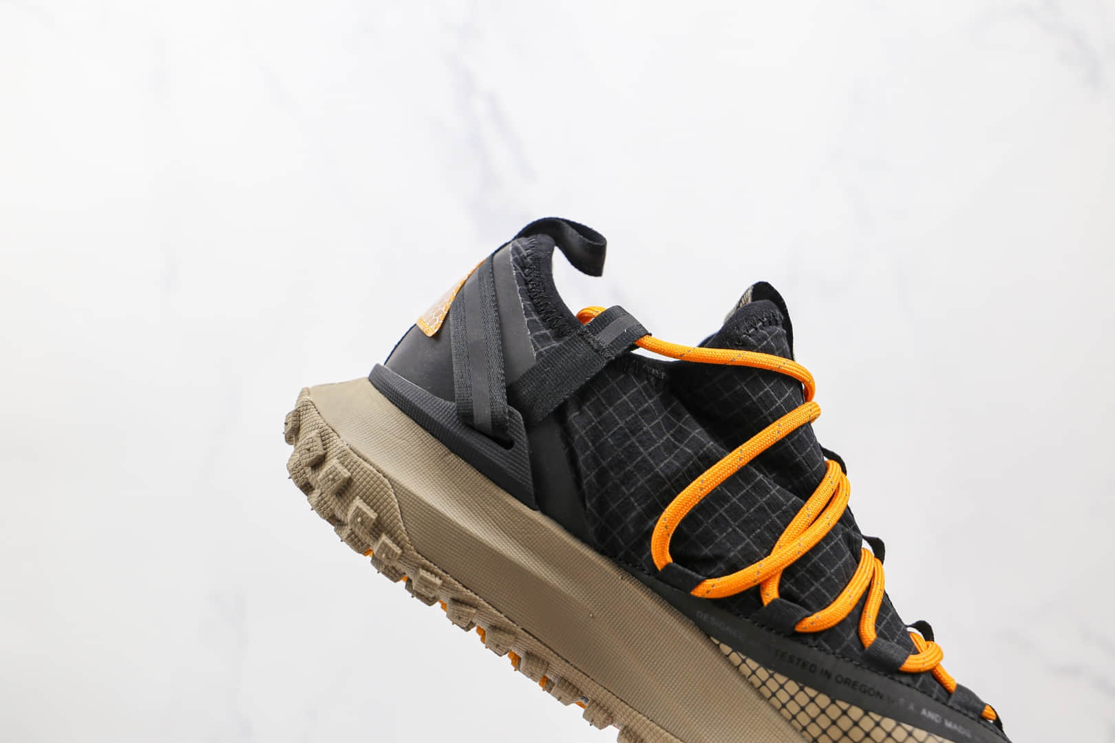 耐克Nike ACG Mountain Fly Low Fossil Stone纯原版本黑黄色网状ACG登山鞋原盒原标原楦头纸板打造 货号:DA5424-200