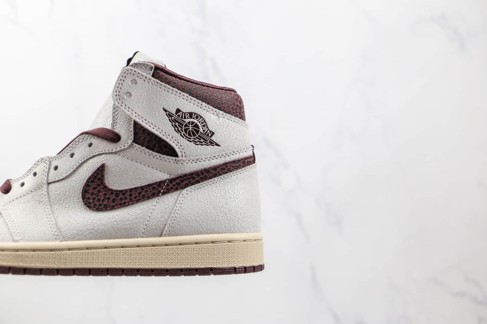 乔丹Air Jordan 1 High OG纯原版本高帮AJ1白酒红色蛇皮纹爆裂纹篮球鞋原楦头纸板打造 货号：DO7097-100