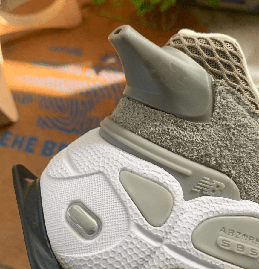 哨子后跟!全新Salehe Bembury x NB574 “Yurt”本月发售!