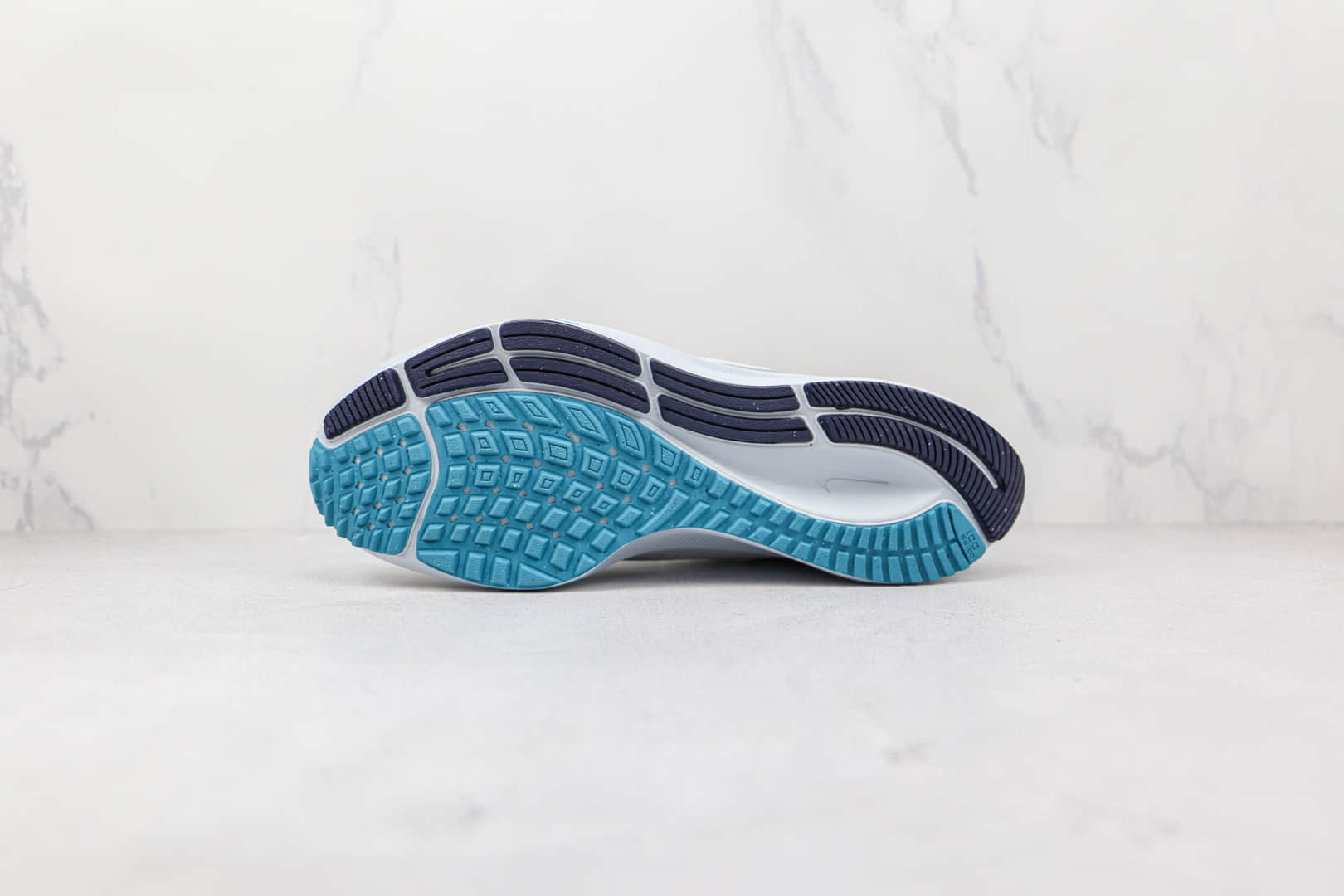 耐克Nike Air Zoom Pegasus 38纯原版本登月38代白深蓝色针织透气慢跑鞋原楦头纸板打造 货号:CW7356-101
